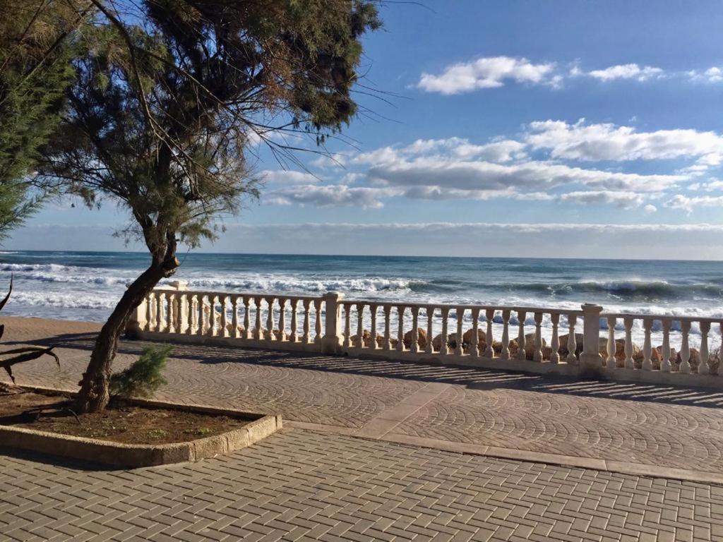 Apartamento Felix De La Fuente Torrevieja Exterior photo